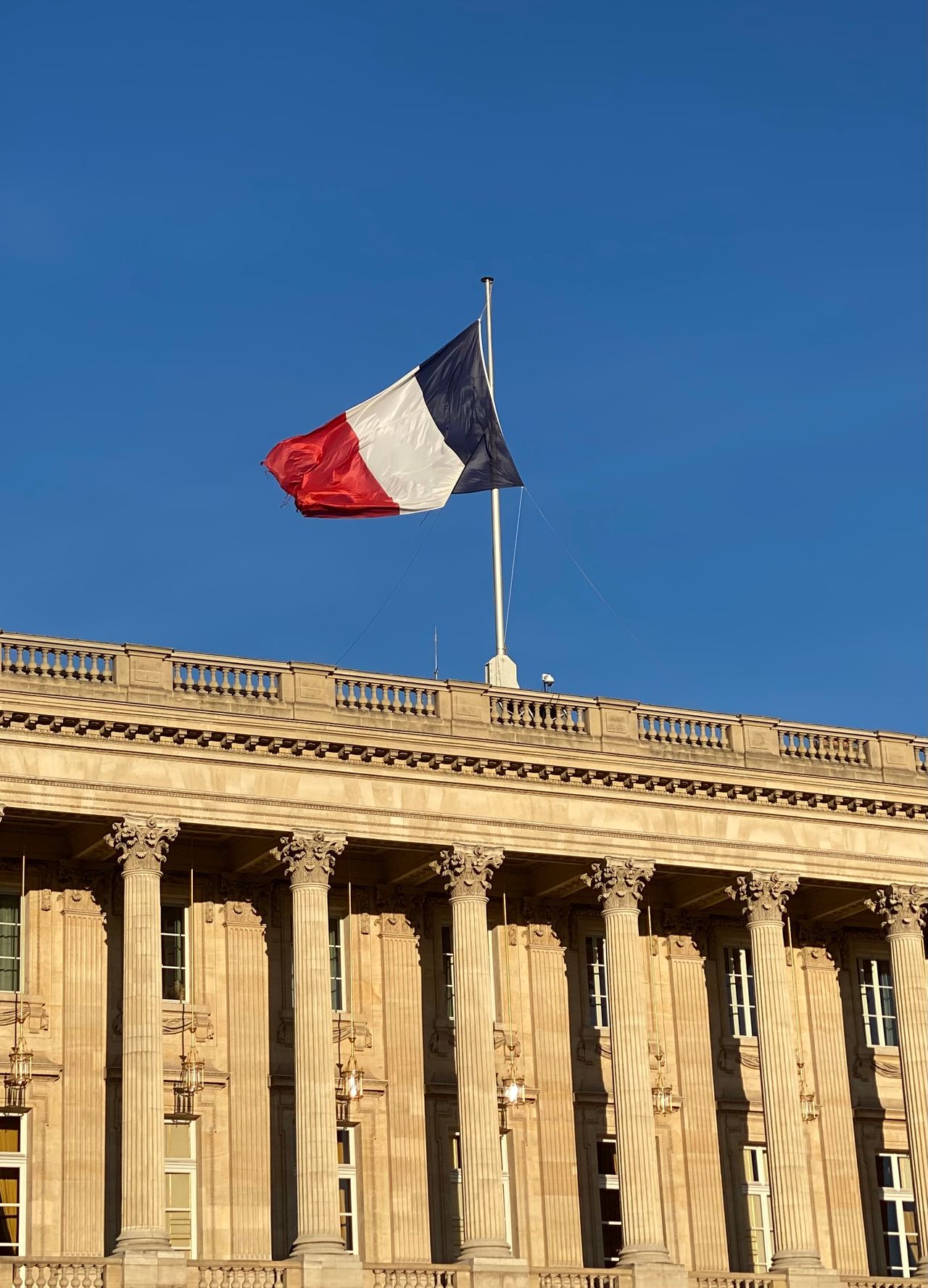 Vous consultez actuellement Refus de naturalisation : quels recours administratifs et contentieux ?