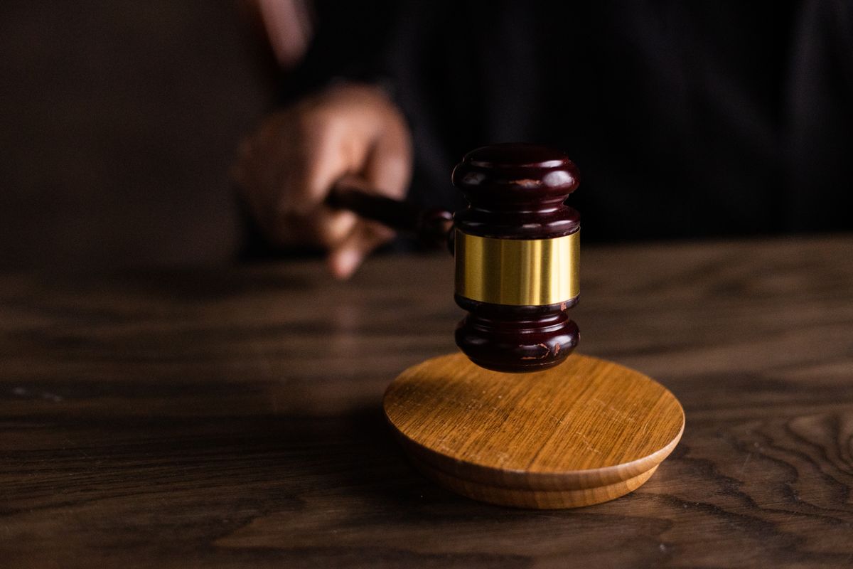 Lire la suite à propos de l’article Victime d’une infraction : pourquoi consulter un avocat avant ou après la plainte ?